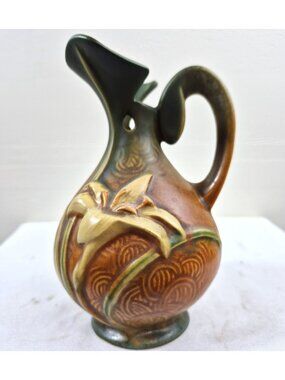 Roseville Art Pottery Clematis 26 USA Ewer Vase Pitcher Brown Green 6 in